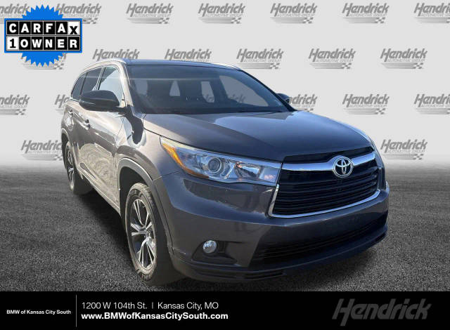 2016 Toyota Highlander XLE AWD photo