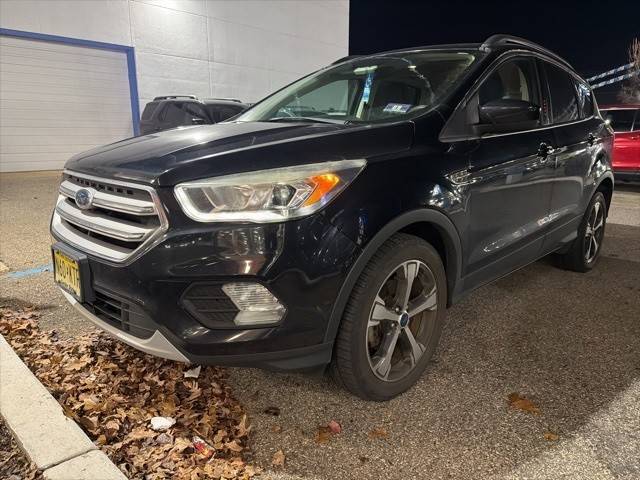 2017 Ford Escape SE FWD photo