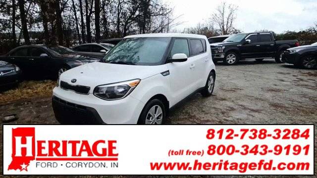 2016 Kia Soul Base FWD photo