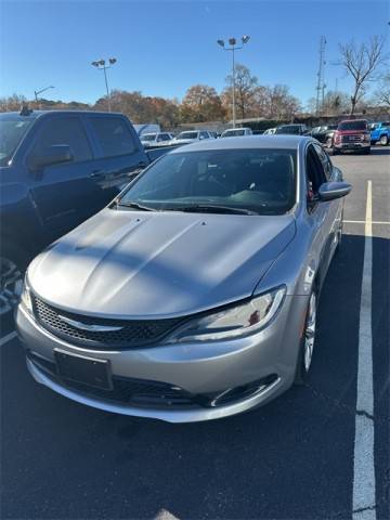 2015 Chrysler 200 S FWD photo