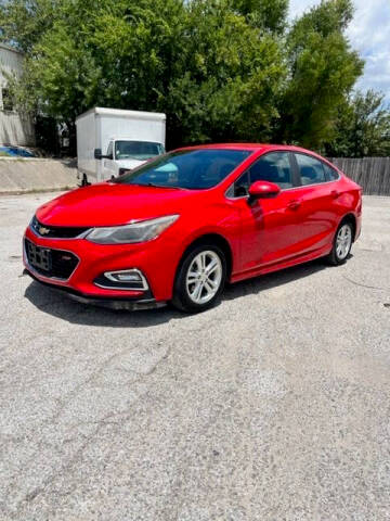 2016 Chevrolet Cruze LT FWD photo