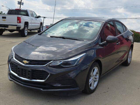 2016 Chevrolet Cruze LT FWD photo