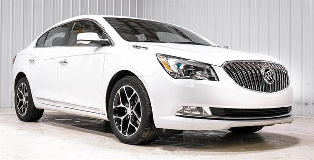 2016 Buick LaCrosse Sport Touring FWD photo