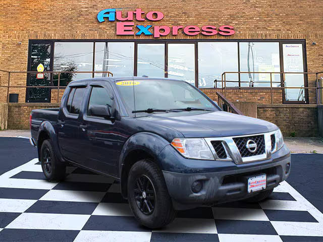 2016 Nissan Frontier SV 4WD photo