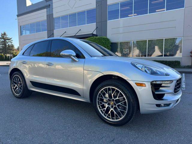 2017 Porsche Macan S AWD photo