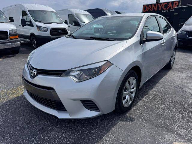2016 Toyota Corolla LE FWD photo