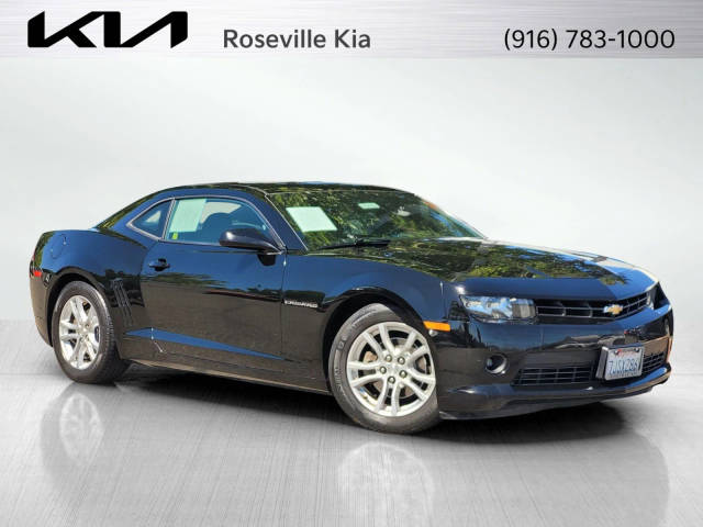 2015 Chevrolet Camaro LT RWD photo