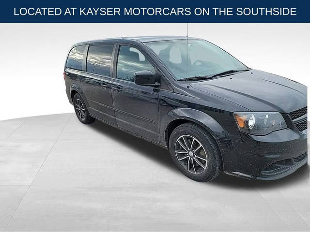 2016 Dodge Grand Caravan SE Plus FWD photo