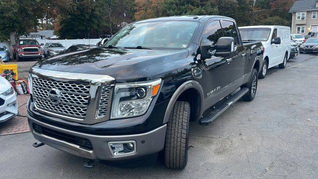 2016 Nissan Titan XD Platinum Reserve 4WD photo