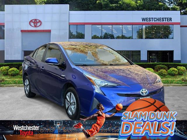 2016 Toyota Prius Three FWD photo