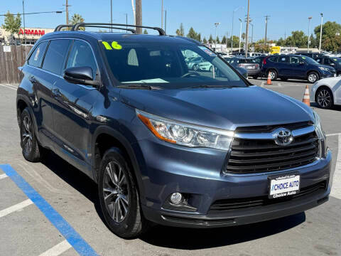 2016 Toyota Highlander XLE FWD photo