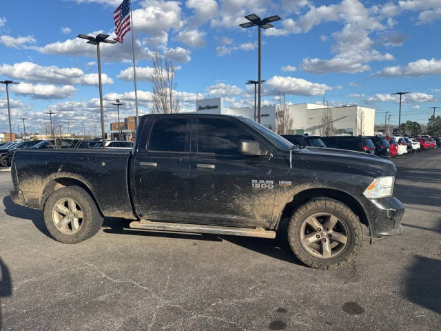 2016 Ram 1500 Express 4WD photo