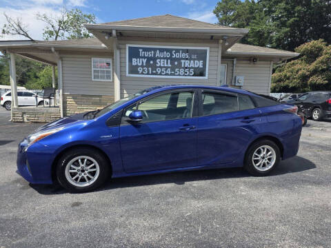 2016 Toyota Prius Two FWD photo
