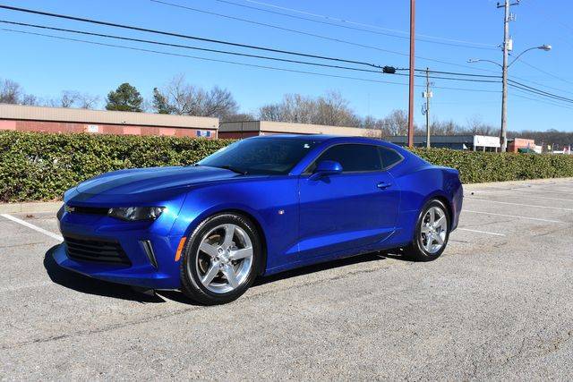 2016 Chevrolet Camaro 1LT RWD photo