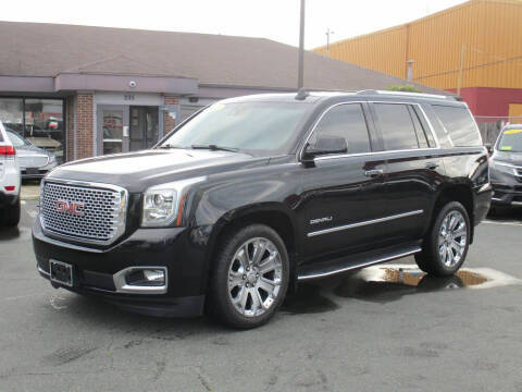 2016 GMC Yukon Denali 4WD photo