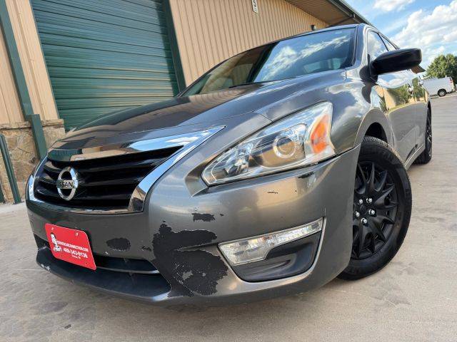 2015 Nissan Altima 2.5 FWD photo