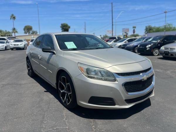 2015 Chevrolet Malibu LS FWD photo