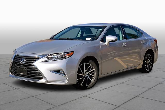 2016 Lexus ES  FWD photo