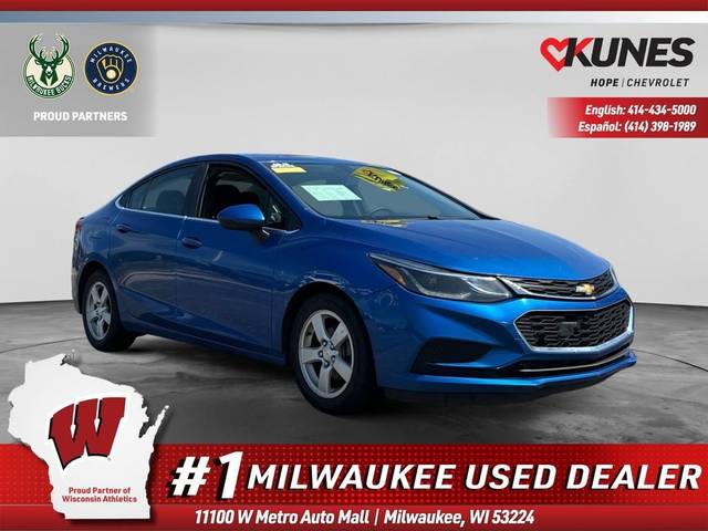 2016 Chevrolet Cruze LT FWD photo