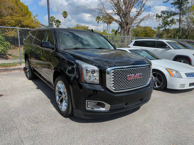 2016 GMC Yukon XL Denali 4WD photo