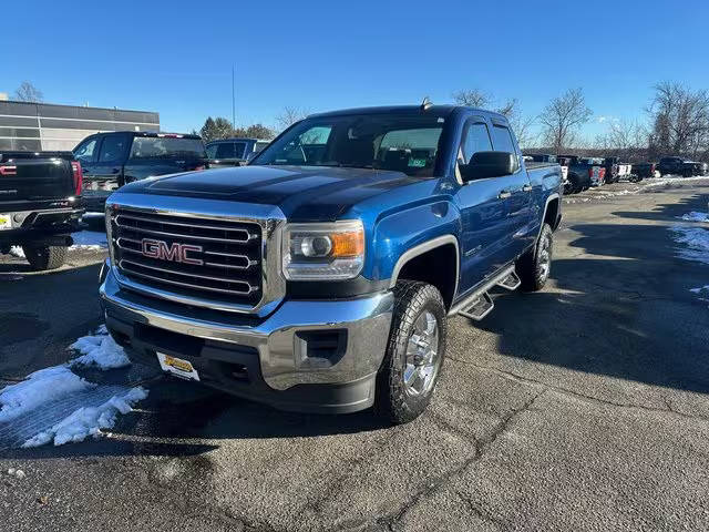 2016 GMC Sierra 2500HD SLE 4WD photo