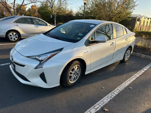 2016 Toyota Prius Two FWD photo