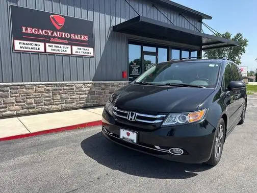 2016 Honda Odyssey Touring Elite FWD photo