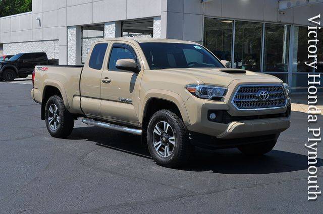 2016 Toyota Tacoma TRD Sport 4WD photo