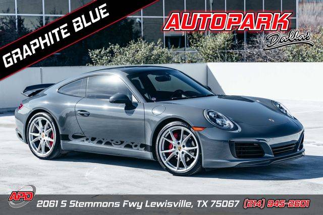 2017 Porsche 911 Carrera RWD photo