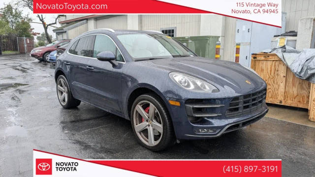 2016 Porsche Macan Turbo AWD photo