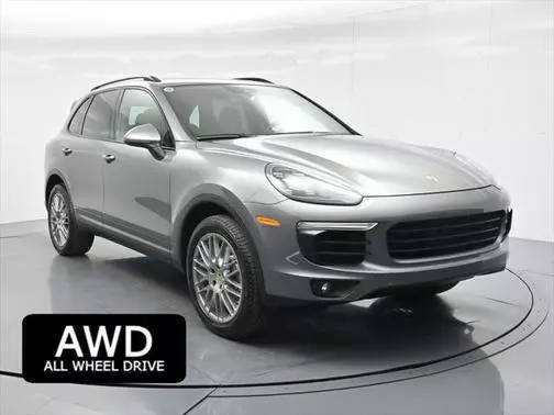 2016 Porsche Cayenne S AWD photo