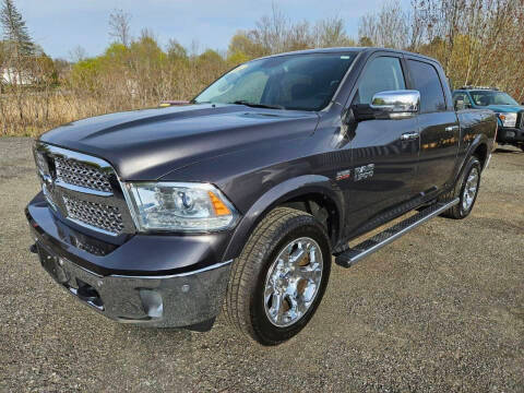 2016 Ram 1500 Laramie 4WD photo