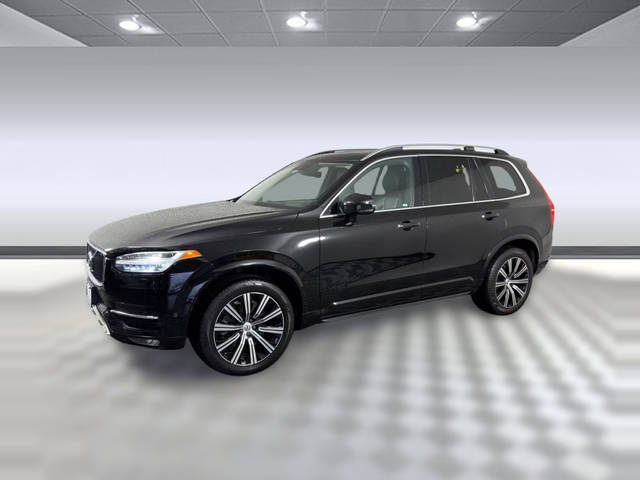 2016 Volvo XC90 T6 Momentum AWD photo