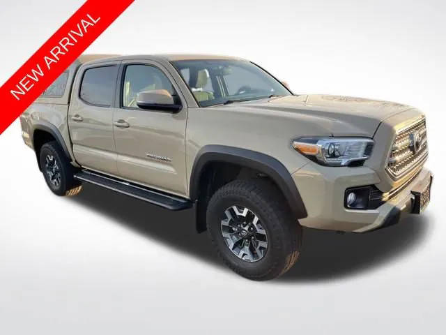 2016 Toyota Tacoma SR5 RWD photo
