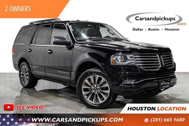 2016 Lincoln Navigator Select RWD photo