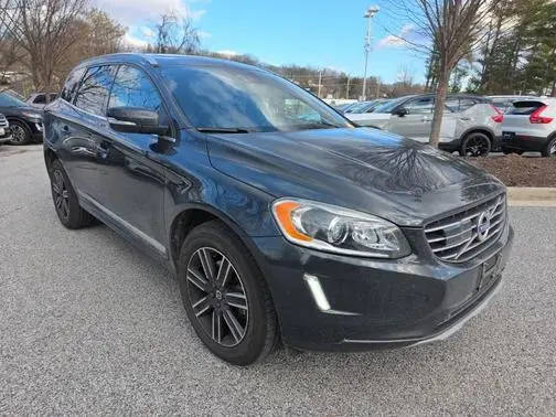 2016 Volvo XC60 T6 Drive-E Platinum AWD photo