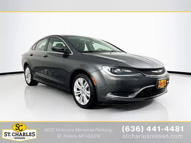 2016 Chrysler 200 Limited FWD photo