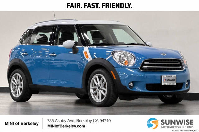 2016 MINI Countryman  FWD photo