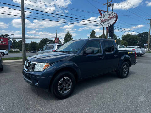 2016 Nissan Frontier Desert Runner RWD photo