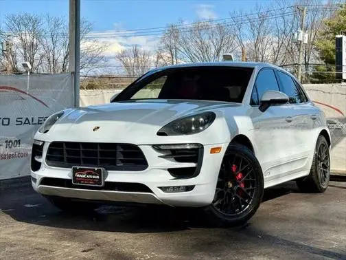 2017 Porsche Macan GTS AWD photo