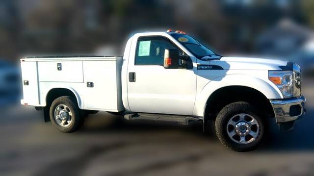 2016 Ford F-350 Super Duty XL 4WD photo