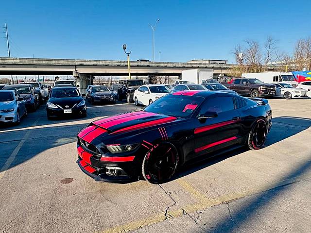 2016 Ford Mustang GT RWD photo