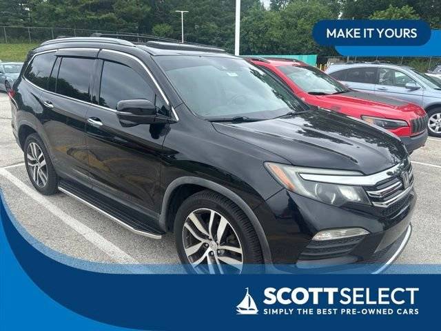 2016 Honda Pilot Touring AWD photo
