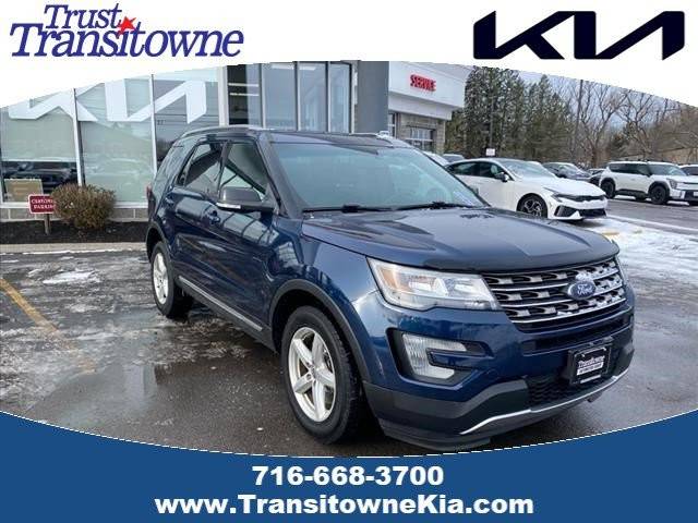 2016 Ford Explorer XLT 4WD photo