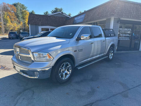 2016 Ram 1500 Laramie RWD photo