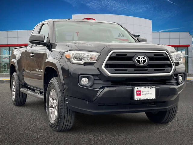 2016 Toyota Tacoma SR5 4WD photo