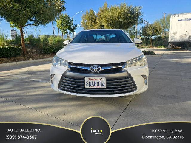2016 Toyota Camry LE FWD photo