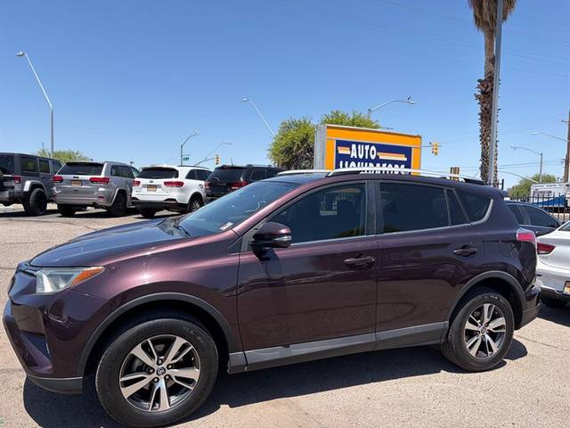 2016 Toyota RAV4 XLE FWD photo