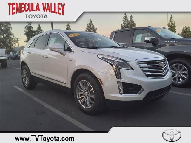 2017 Cadillac XT5 Luxury FWD FWD photo