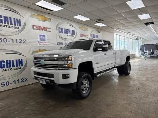 2016 Chevrolet Silverado 3500HD High Country 4WD photo